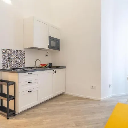 Mare Forza 9 - Maestrale Apartament *